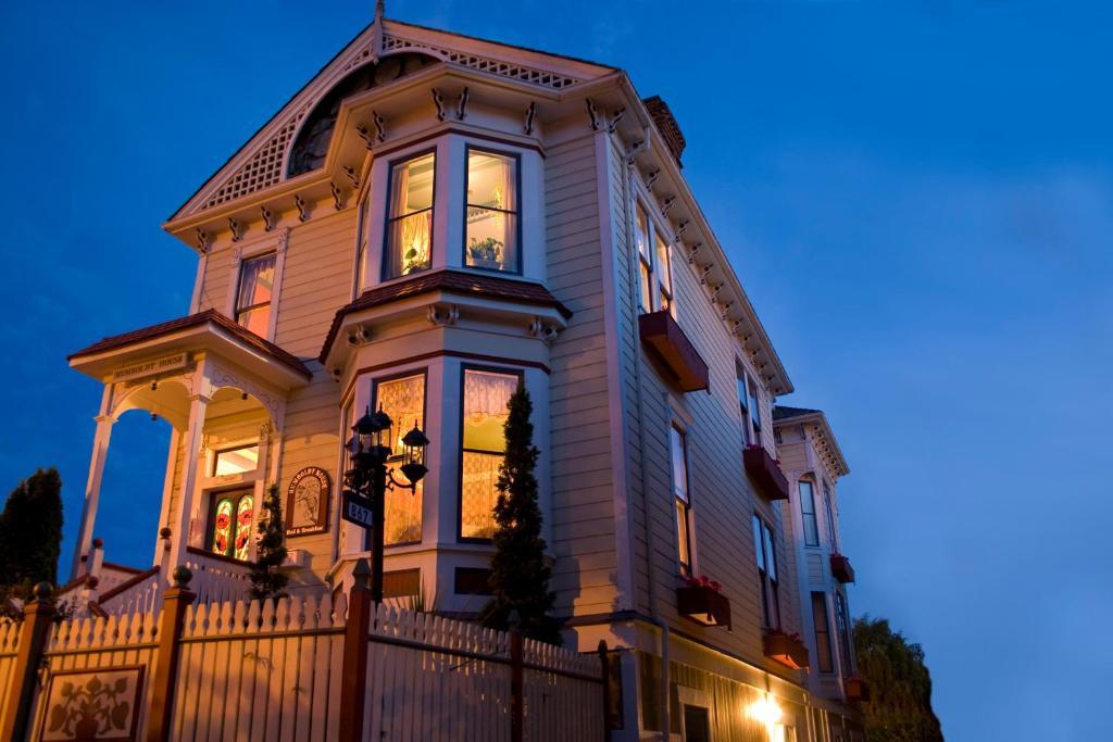 Humboldt House Bed & Breakfast Victoria Eksteriør billede